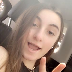 Meet your Posher, Alana